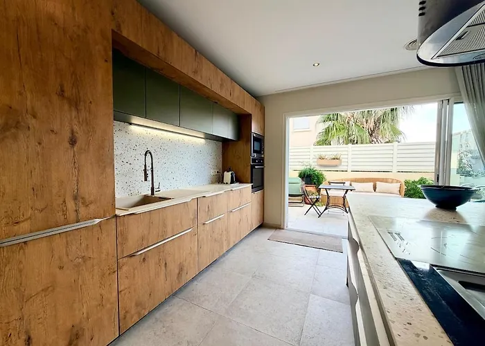 Urban Oasis - Duplex Design, Piscine Privee بيربينيو